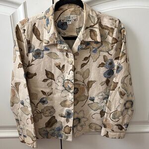 Orvis, ladies. Beige /Blue Floral Linen